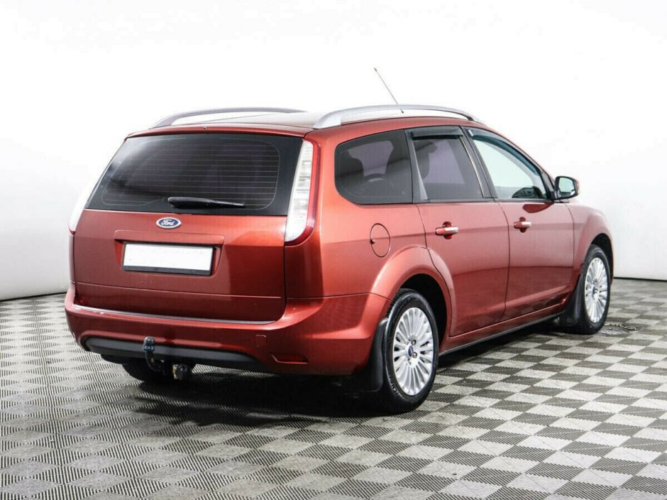 Ford Focus, 1.8 л, МТ, 2010 фото 6