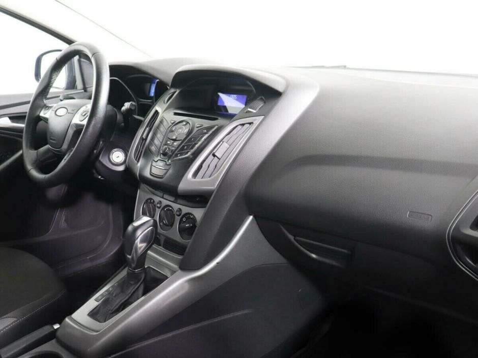 Ford Focus, 1.6 л, Робот, 2012 фото 2