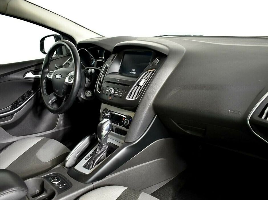 Ford Focus, 1.6 л, Робот, 2013 фото 2