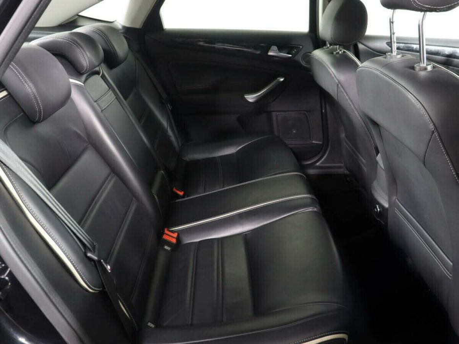 Ford Mondeo, 2.0 л, Робот, 2012 фото 1