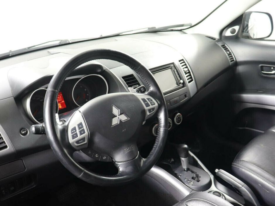 Mitsubishi Outlander, 2.4 л, Вариатор, 2008 фото 7