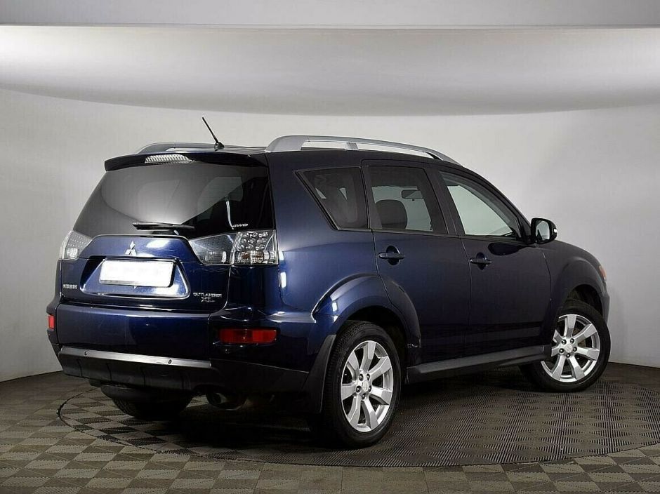 Mitsubishi Outlander, 2.4 л, Вариатор, 2010 фото 4
