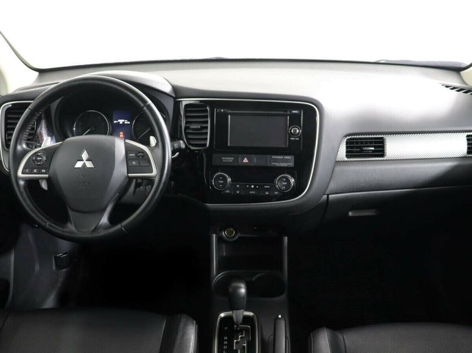 Mitsubishi Outlander, 2.4 л, Вариатор, 2012 фото 1