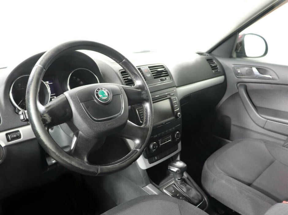 Skoda Yeti, 1.2 л, Робот, 2012 фото 1