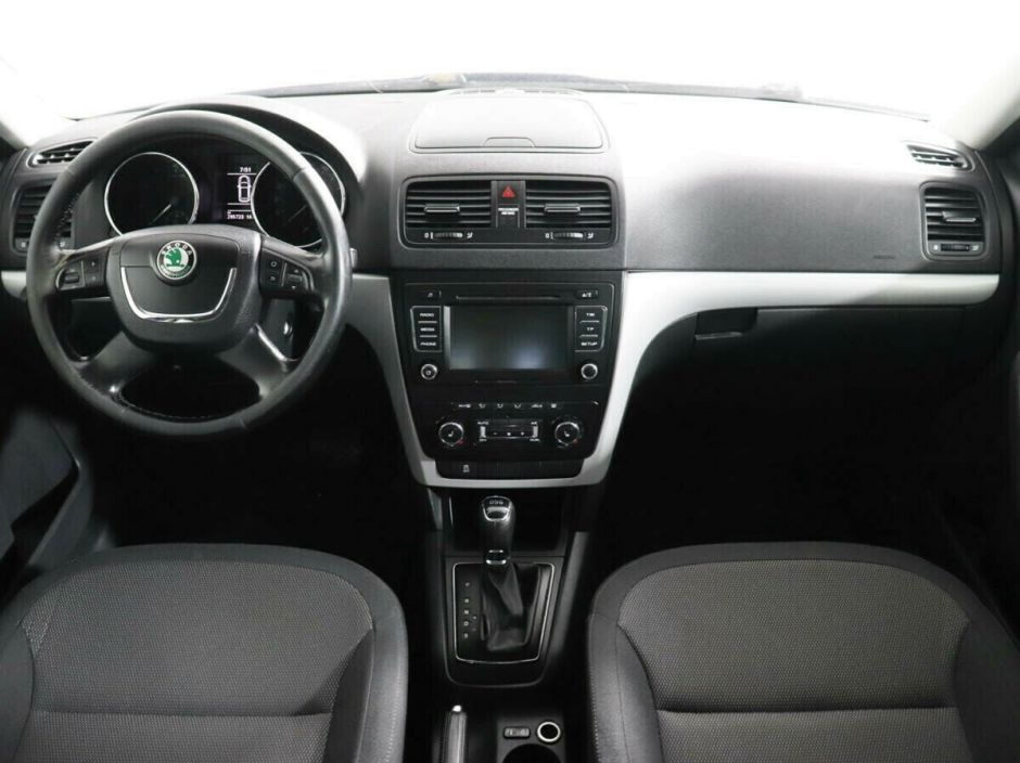 Skoda Yeti, 1.2 л, Робот, 2012 фото 2