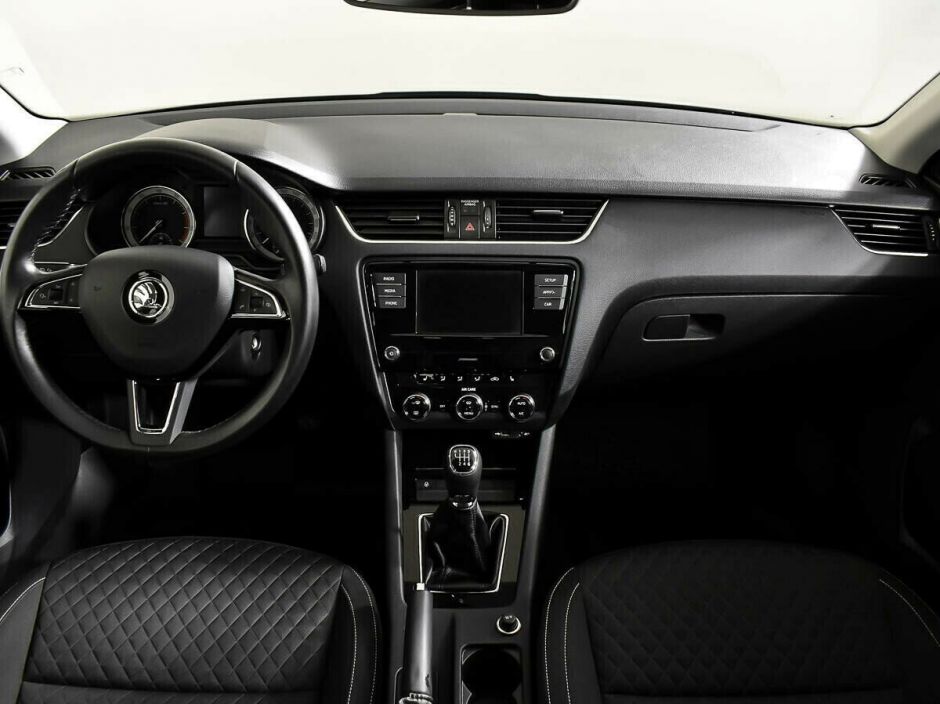 Skoda Octavia Импорт, 1.5 л, МТ, 2017 фото 10