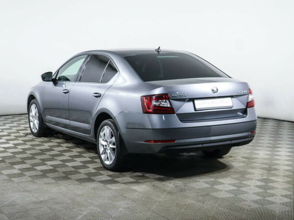 Skoda Octavia Импорт, 1.5 л, Робот, 2019 фото 5