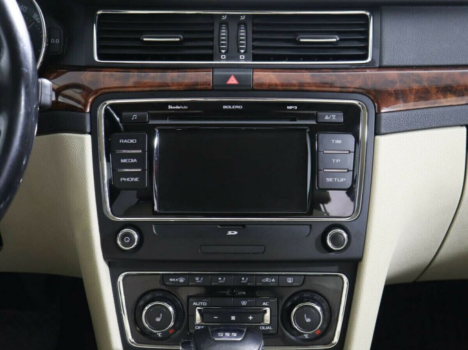 Skoda Superb, 1.8 л, АТ, 2011 фото 1