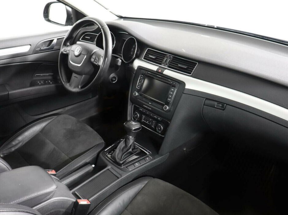 Skoda Superb, 2.0 л, Робот, 2012 фото 7