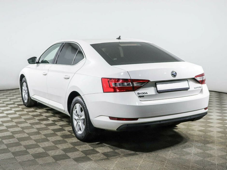 Skoda Superb, 1.4 л, Робот, 2015 фото 5