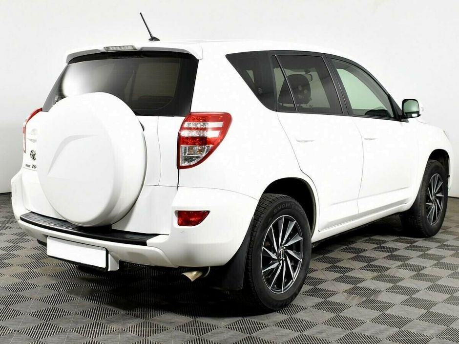 Toyota RAV4, 2.0 л, Вариатор, 2011 фото 6