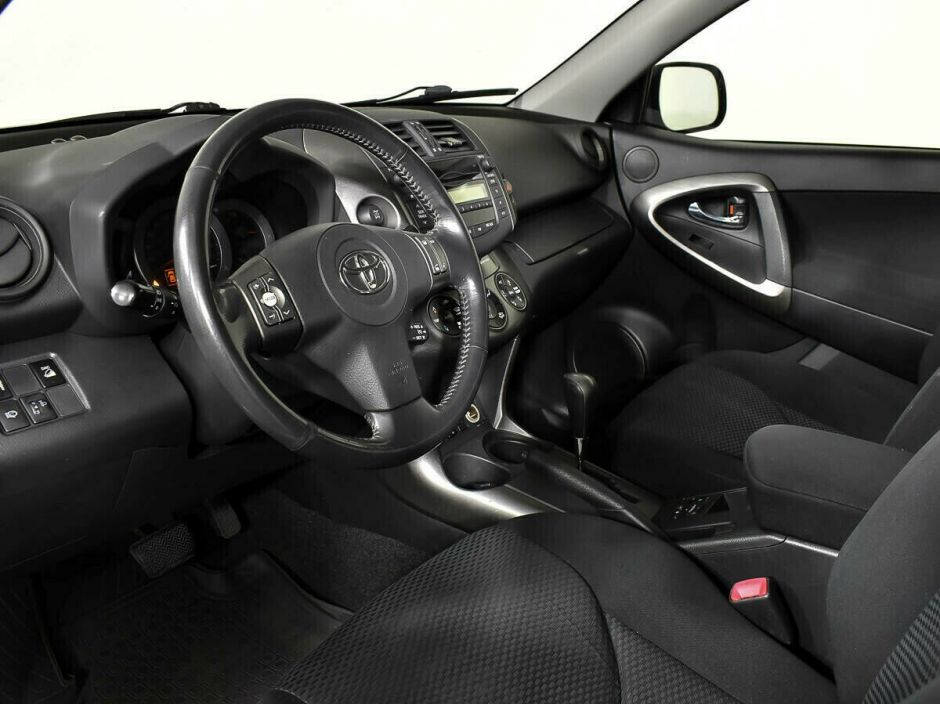Toyota RAV4, 2.4 л, Вариатор, 2011 фото 8