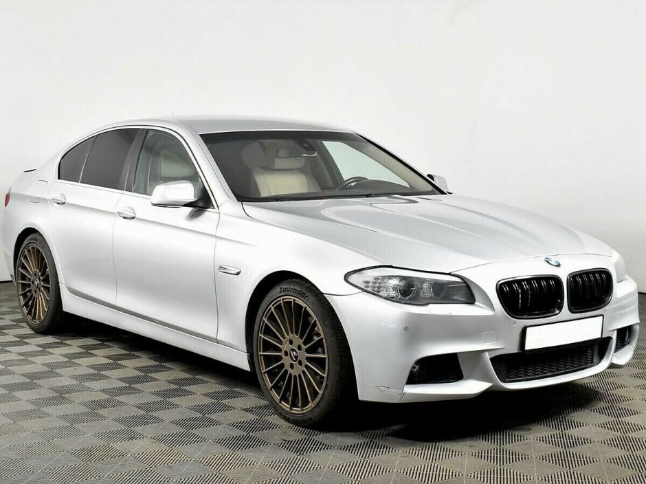 BMW 5 серии, 3.0 л, АТ, 2012 фото 4