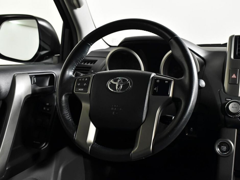 Toyota Land Cruiser Prado, 3.0 л, АТ, 2012 фото 9