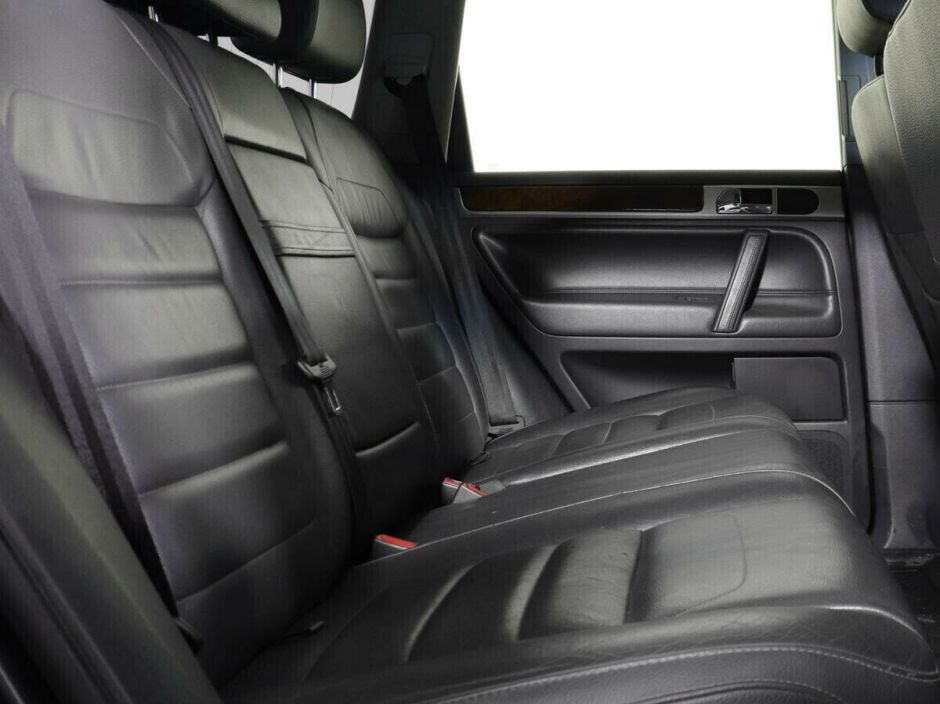 Volkswagen Touareg, 3.0 л, АТ, 2008 фото 2