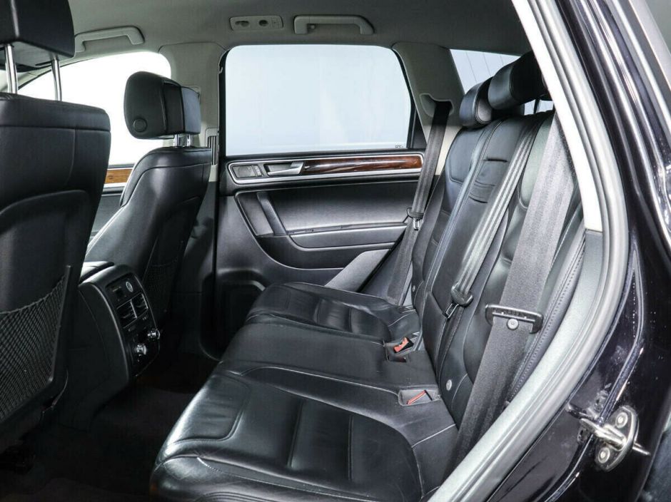 Volkswagen Touareg, 3.6 л, АТ, 2010 фото 1