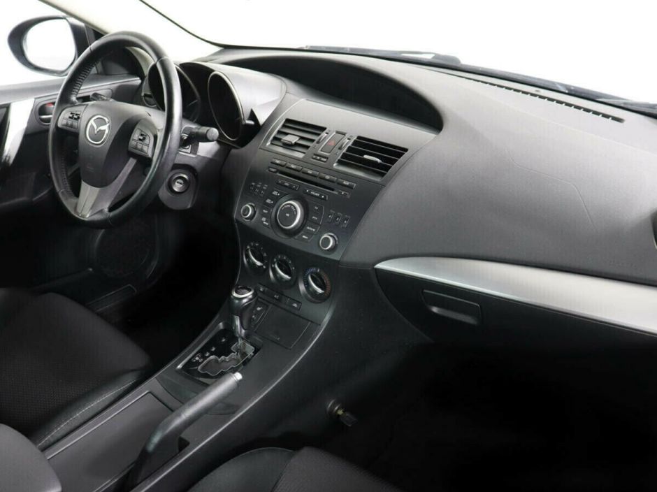 Mazda 3, 1.6 л, АТ, 2011 фото 2