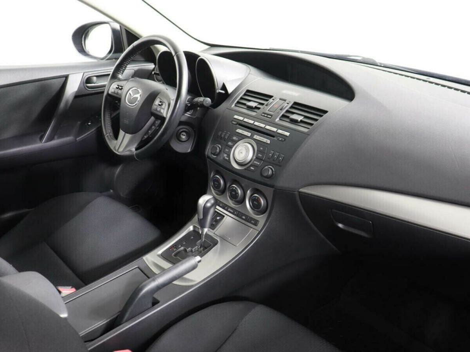 Mazda 3, 1.6 л, АТ, 2011 фото 1