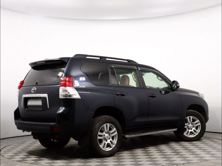 Toyota Land Cruiser Prado, 3.0 л, АТ, 2013 фото 4