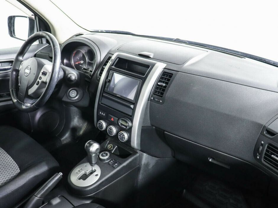 Nissan X-Trail SE Mid, 2.0 л, Вариатор, 2010 фото 2