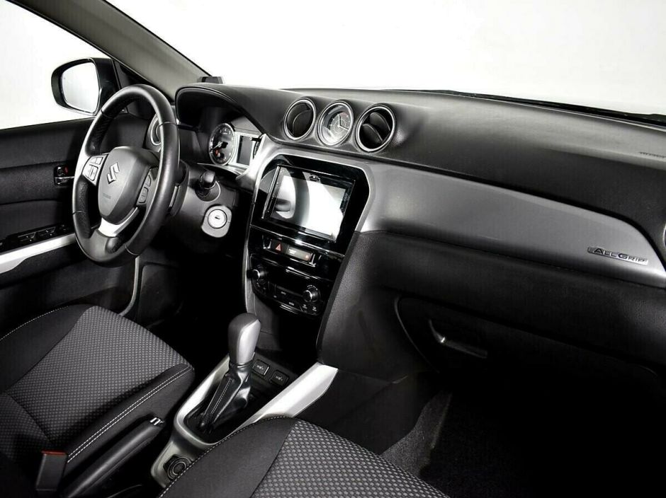 Suzuki Vitara, 1.6 л, АТ, 2016 фото 2