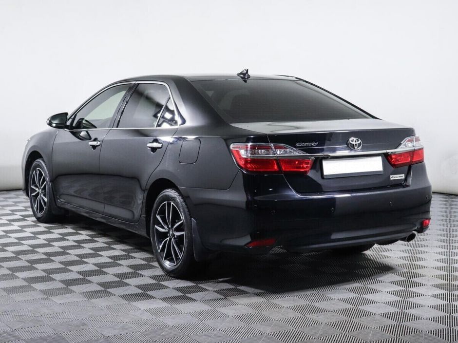 Toyota Camry, 2.5 л, АТ, 2017 фото 5