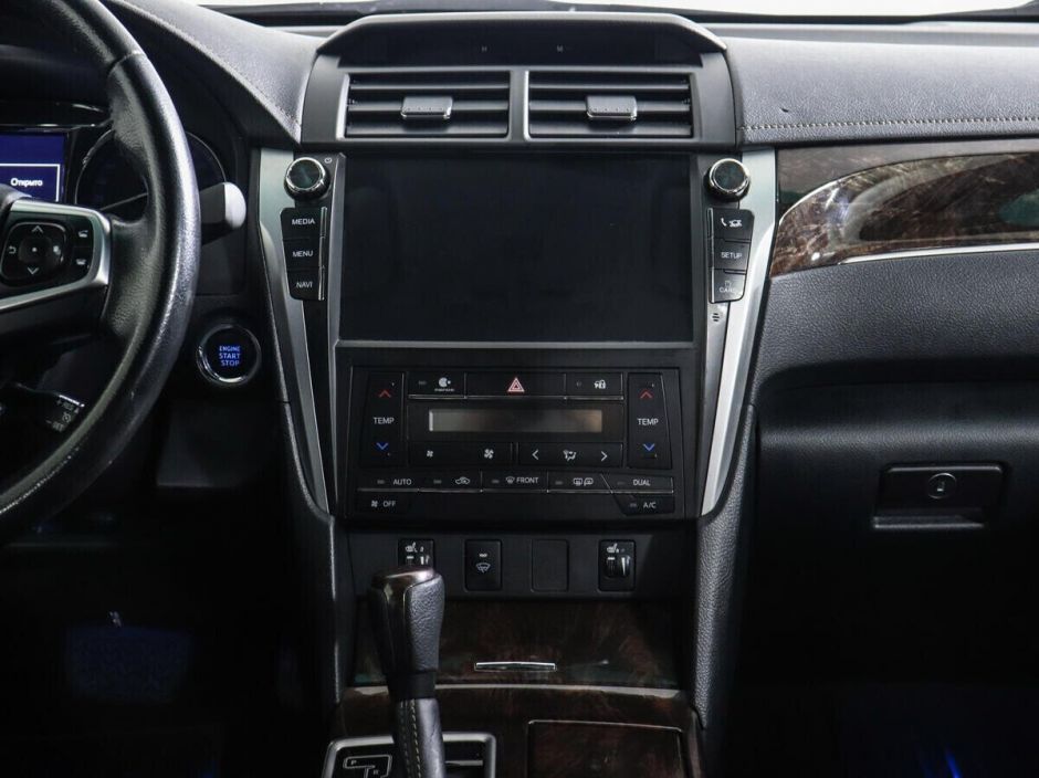 Toyota Camry, 2.5 л, АТ, 2017 фото 8