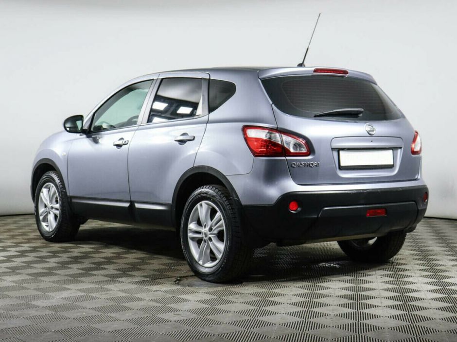 Nissan Qashqai, 2.0 л, Вариатор, 2012 фото 5