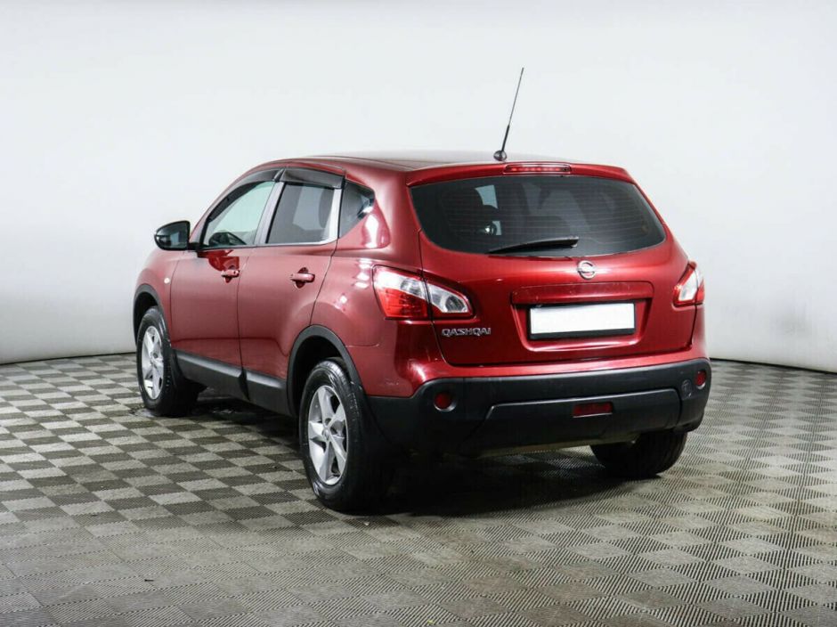 Nissan Qashqai, 2.0 л, Вариатор, 2011 фото 5