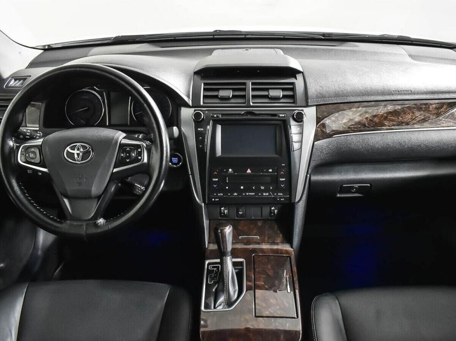 Toyota Camry, 2.5 л, АТ, 2017 фото 9