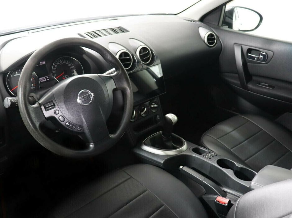 Nissan Qashqai, 1.6 л, МТ, 2012 фото 1