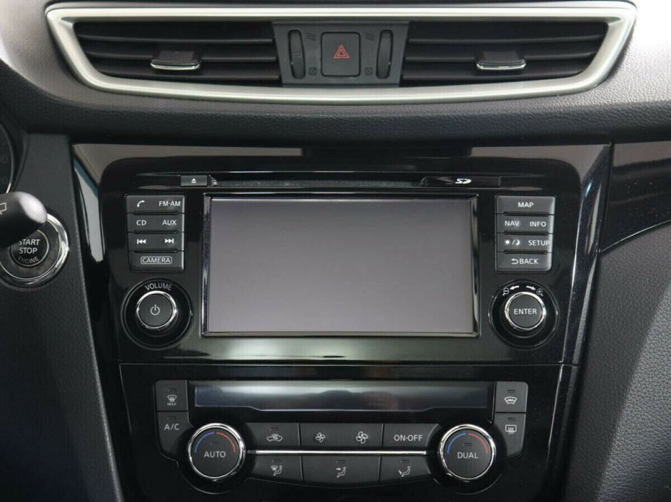 Nissan Qashqai, 2.0 л, Вариатор, 2016 фото 2