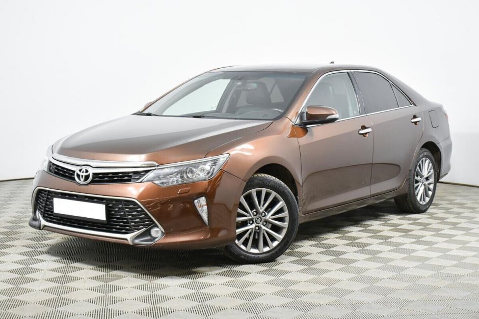 Toyota Camry, 2.5 л, АТ, 2017 фото 3