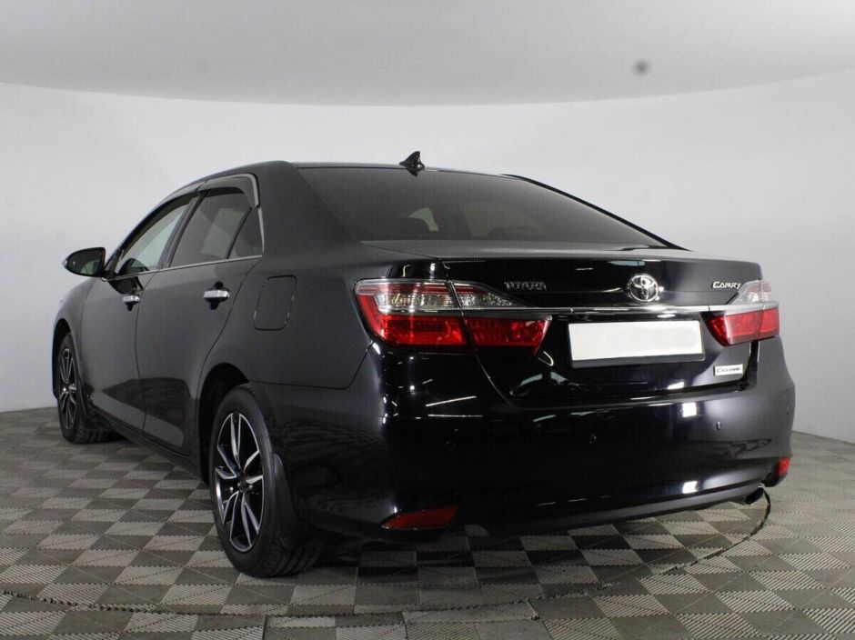 Toyota Camry, 2.5 л, АТ, 2017 фото 6