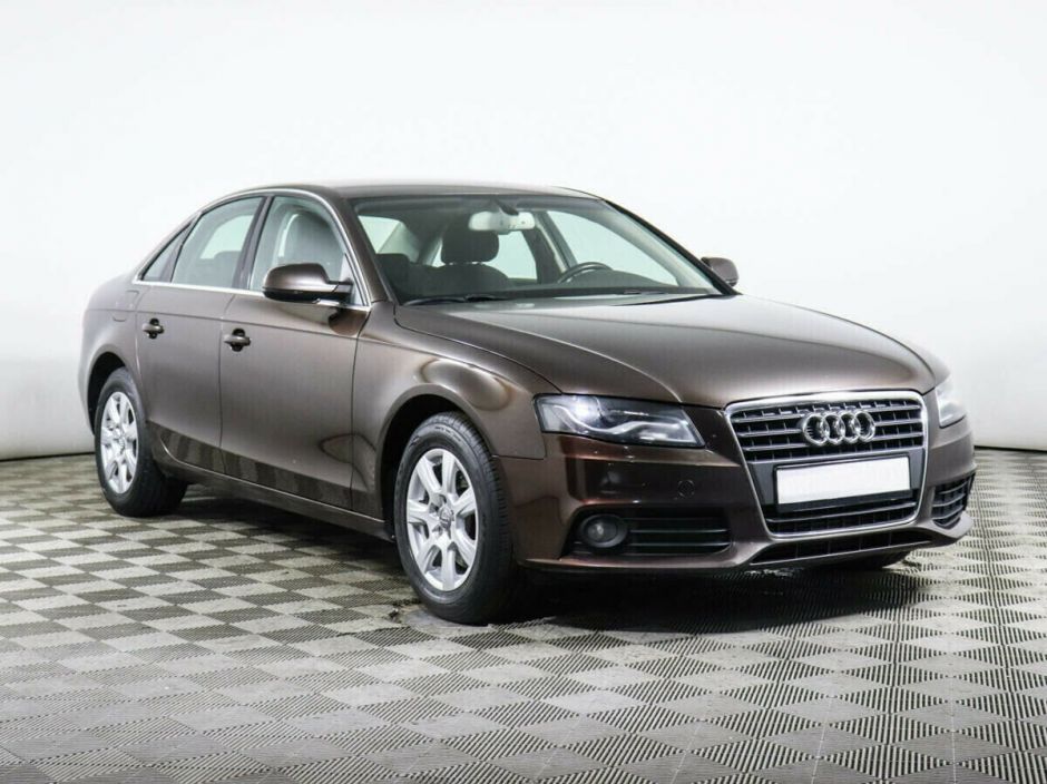 Audi A4, 1.8 л, Вариатор, 2010 фото 4