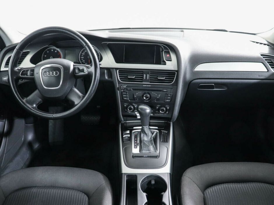 Audi A4, 1.8 л, Вариатор, 2010 фото 7