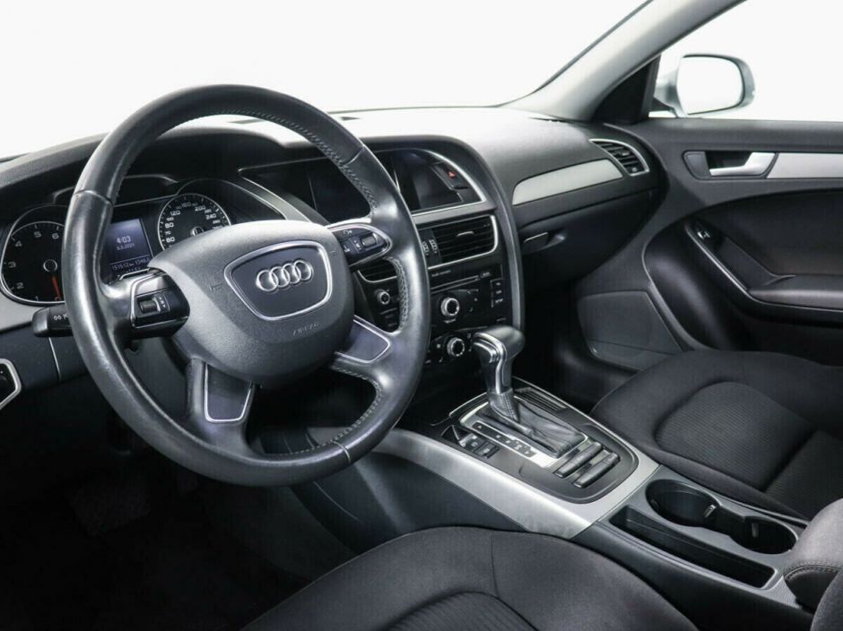 Audi A4, 1.8 л, Вариатор, 2012 фото 2