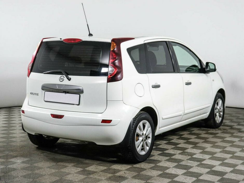 Nissan Note, 1.6 л, АТ, 2010 фото 5
