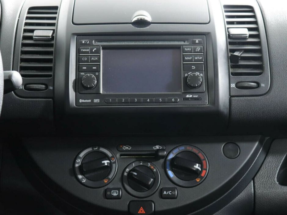 Nissan Note, 1.6 л, АТ, 2011 фото 1