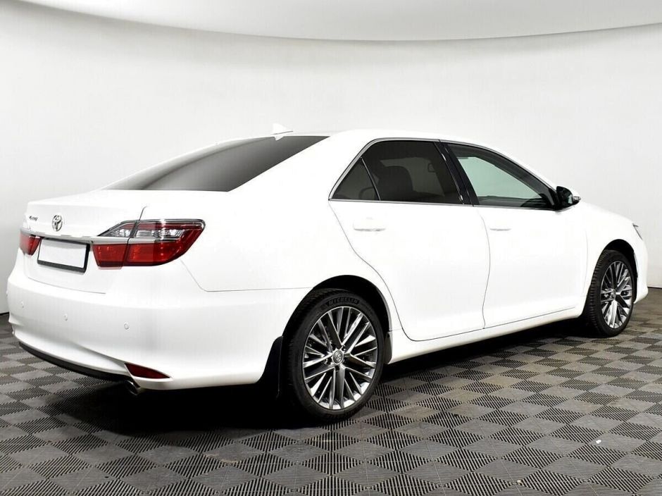Toyota Camry, 2.5 л, АТ, 2017 фото 4