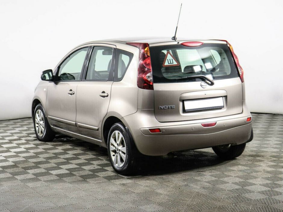 Nissan Note, 1.6 л, АТ, 2012 фото 5