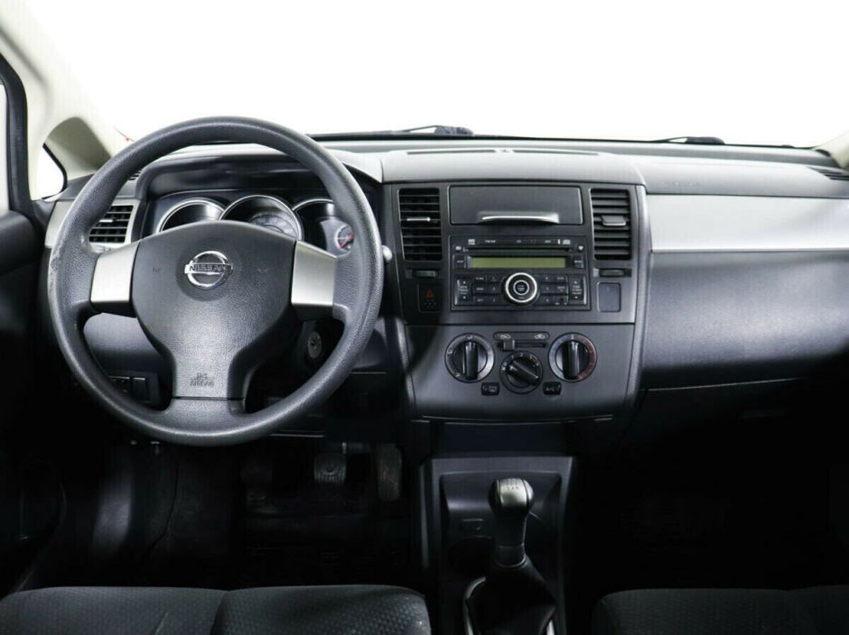 Nissan Tiida, 1.6 л, МТ, 2011 фото 7