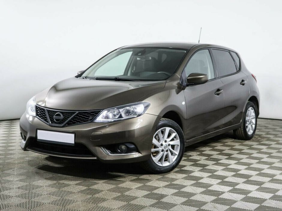 Nissan Tiida, 1.6 л, МТ, 2015 фото 3