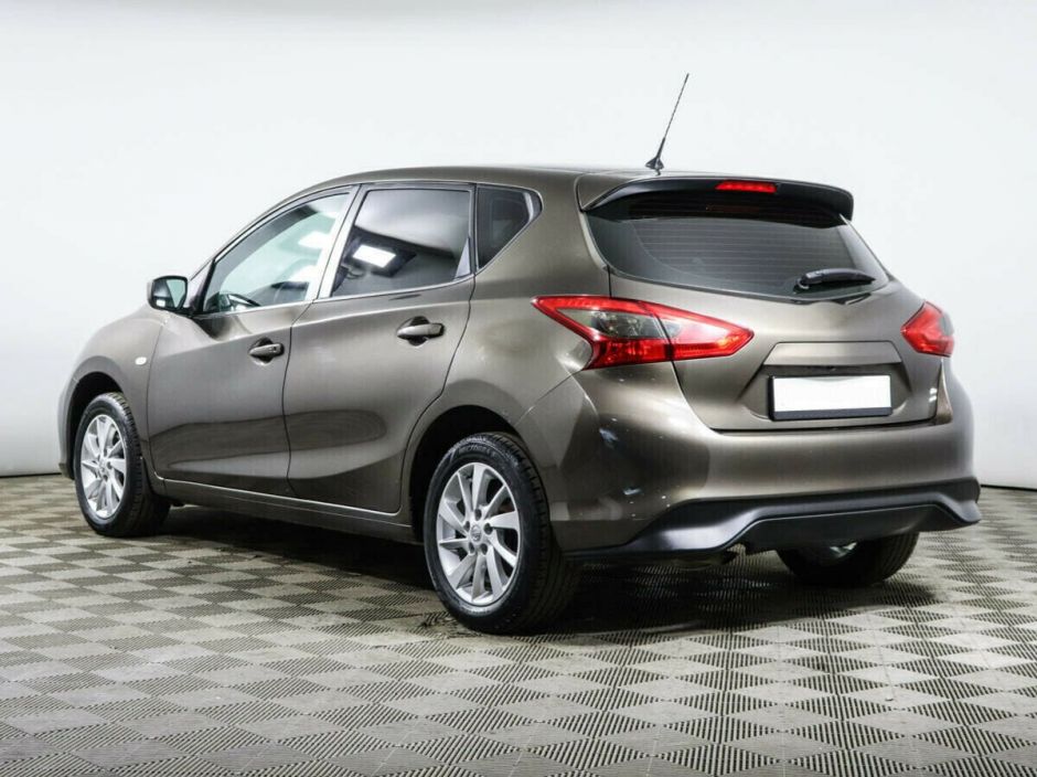 Nissan Tiida, 1.6 л, МТ, 2015 фото 5