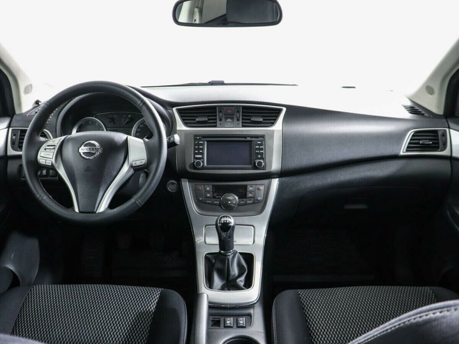 Nissan Tiida, 1.6 л, МТ, 2015 фото 7