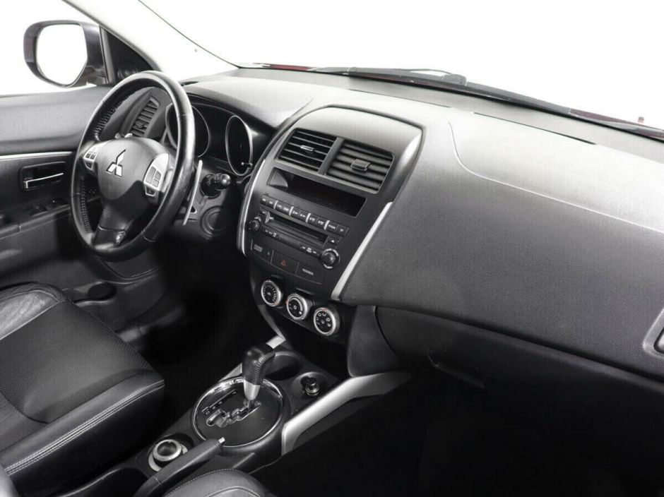 Mitsubishi ASX, 2.0 л, Вариатор, 2011 фото 9