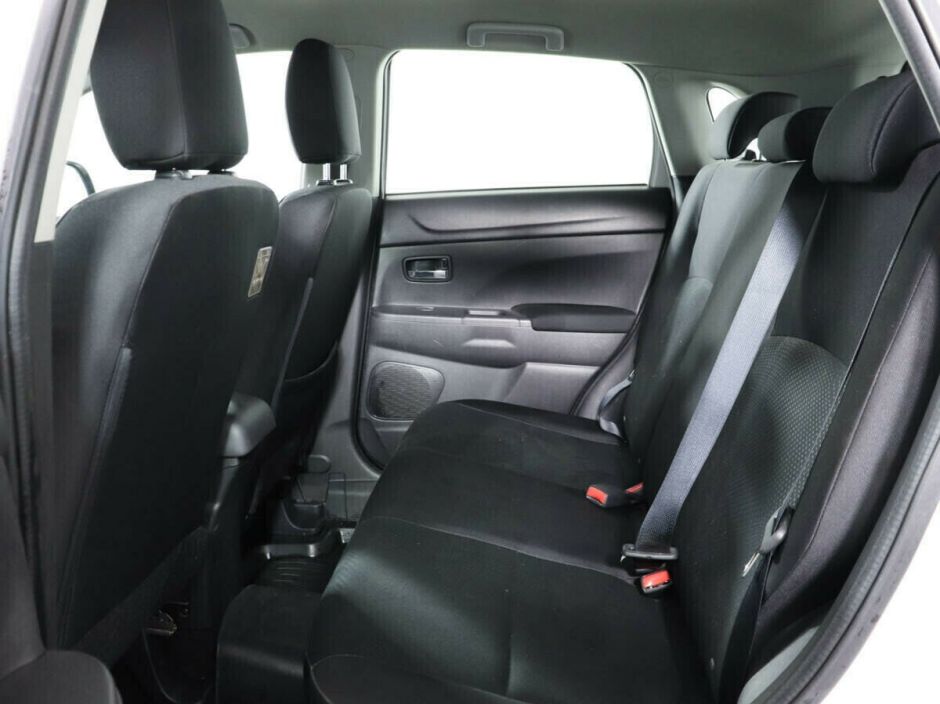 Mitsubishi ASX, 1.8 л, Вариатор, 2016 фото 1
