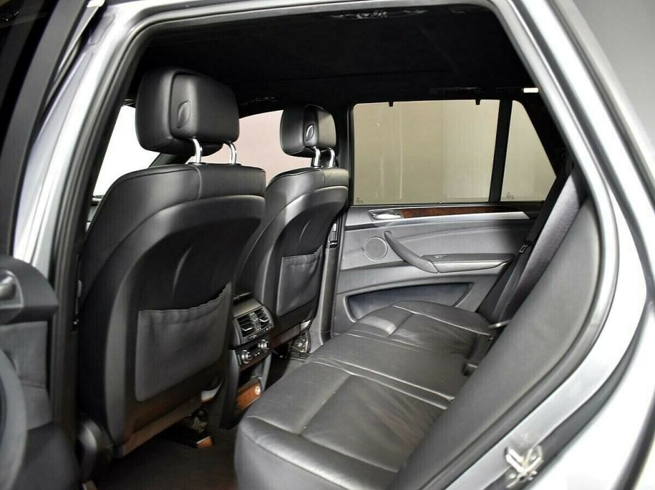 BMW X5, 4.4 л, АТ, 2010 фото 1