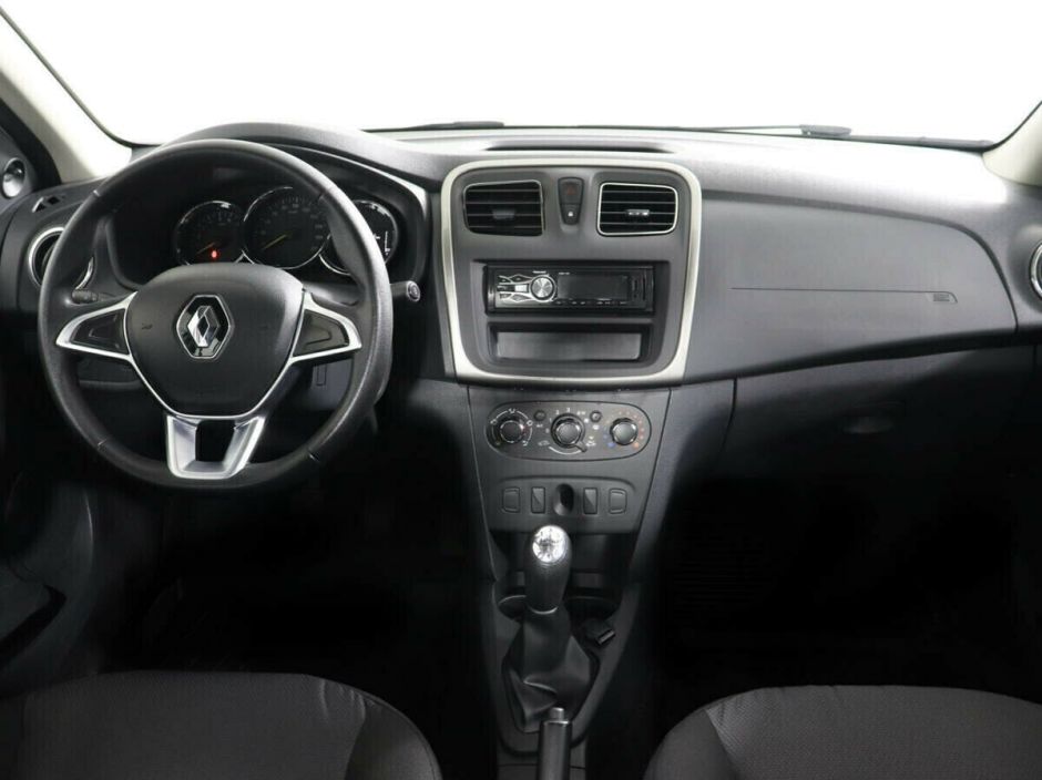 Renault Logan, 1.6 л, МТ, 2018 фото 7