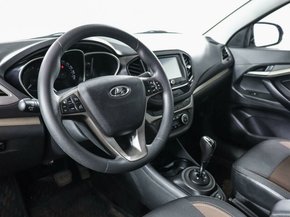 LADA (ВАЗ) Vesta, 1.8 л, Робот, 2016 фото 7